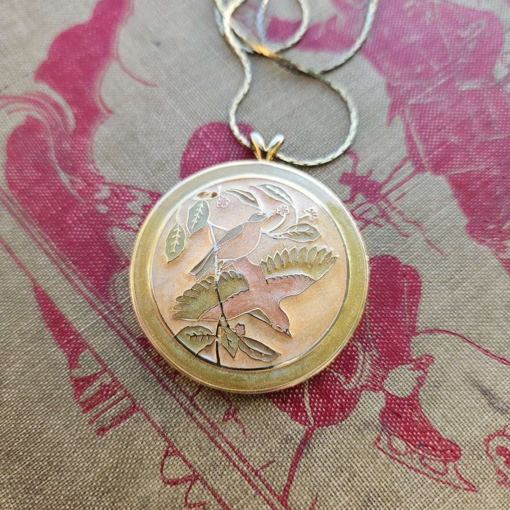 Vintage 1980s Gold Tone Bird Enamel Pendant Necklace Nature Floral Snake Chain